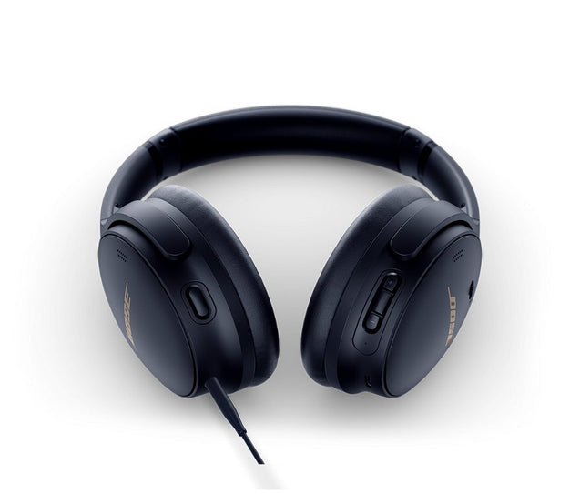 Bose QuietComfort 45 headphones bluefront