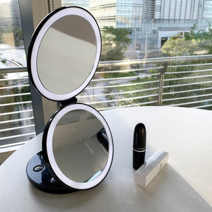 LED Lighted 3-fold Travel Compact Makeup Mirror - 1X/7X Magnification USB Powered - GadgetiCloud